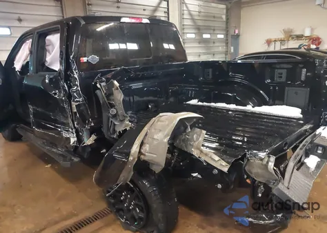 2025 Ford F-150 Xlt z USA, uszkodzony, nr VIN 1FTFW3L50SFC70007